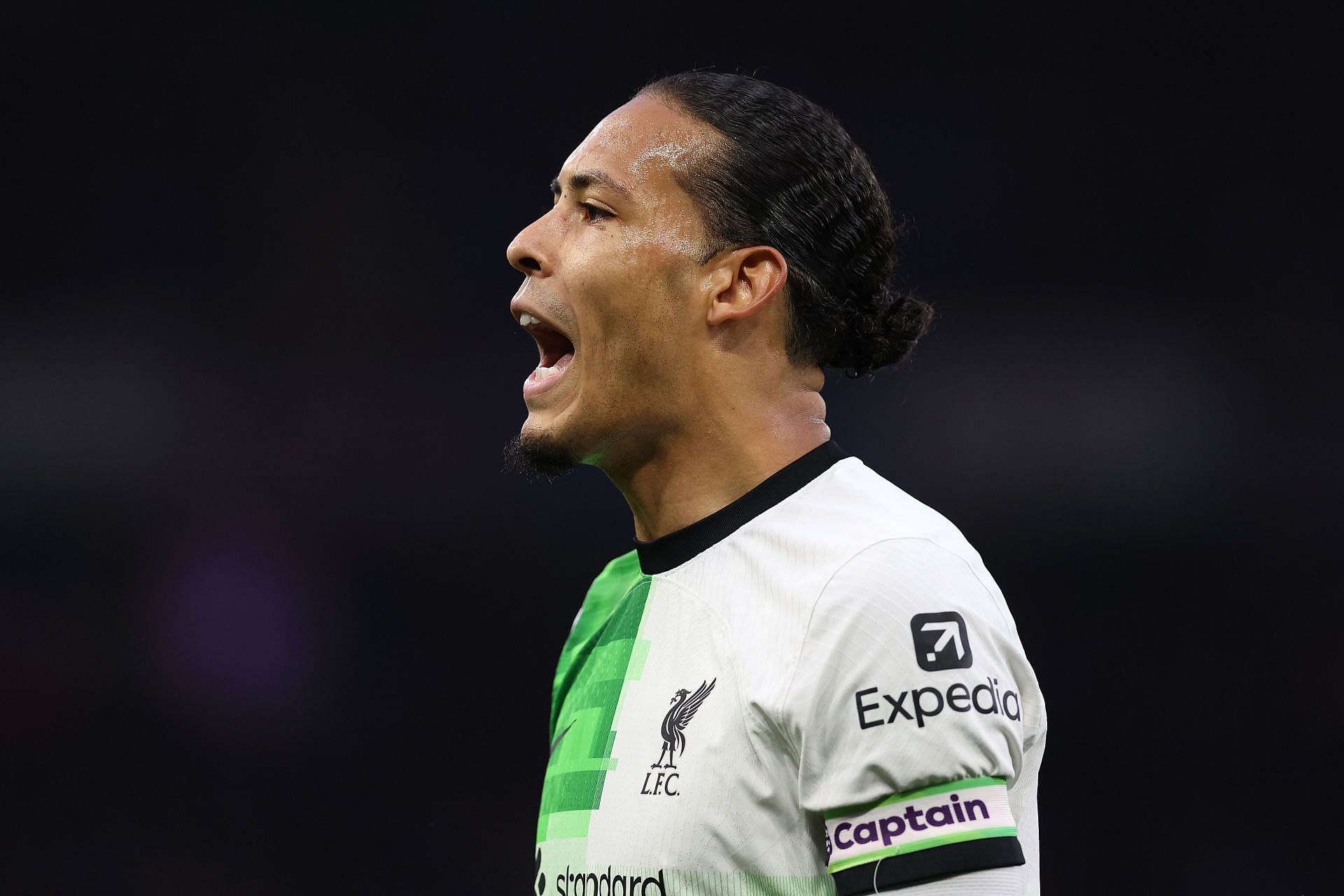 Aston Villa v Liverpool FC - Premier League